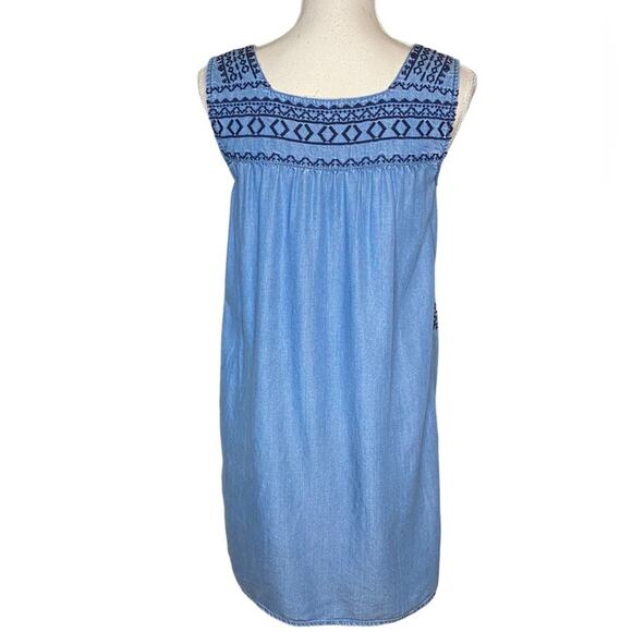 beachlunchlounge Lyocel Lightweight Denim Dress Size Medium - Picture 1 of 6